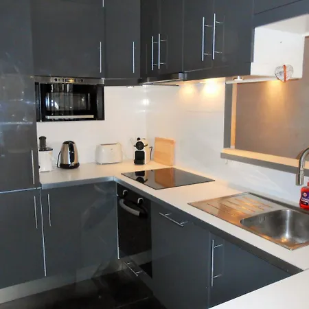 Apartment La